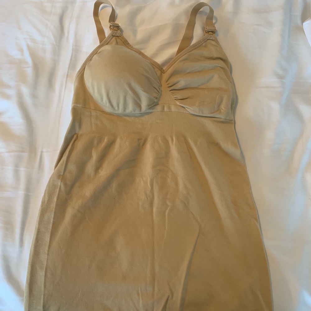 Nursing tank
